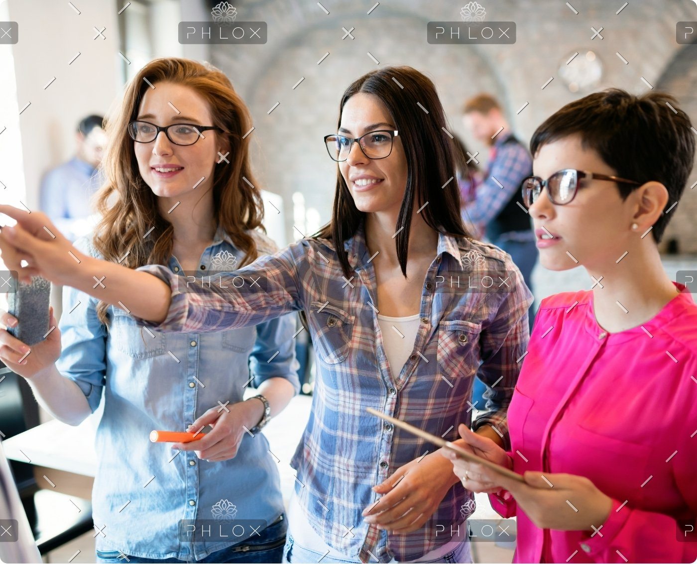 Home demo attachment 215 mask group 86@2x